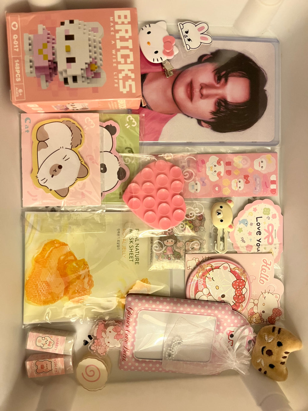 Stray Kids K-Pop Themed Gift Basket (Member & Color of Your Choice!)